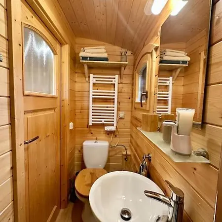 Zauberwagen Am Geiseltalsee Holiday home *