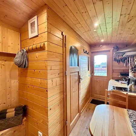 Zauberwagen Am Geiseltalsee Stobnitz