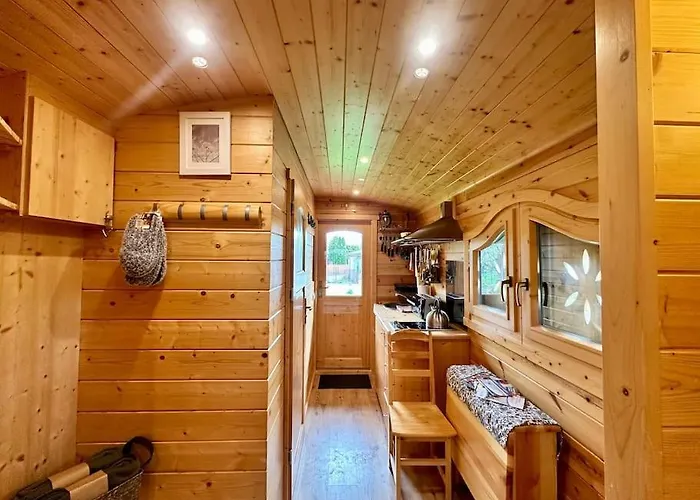 Zauberwagen Am Geiseltalsee * Stobnitz