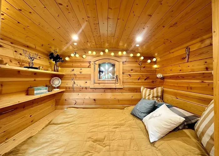 Ferienhaus Zauberwagen Am Geiseltalsee